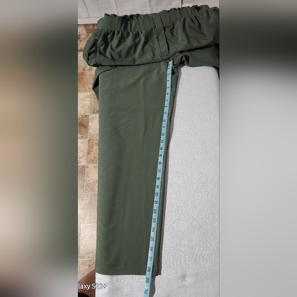 LIVI BY LANE BRYANT SIZE 18 ELEGANT Y BEAUTIFUL SLEEVELESS GREEN  JUMPSUIT - Picture 14 of 16